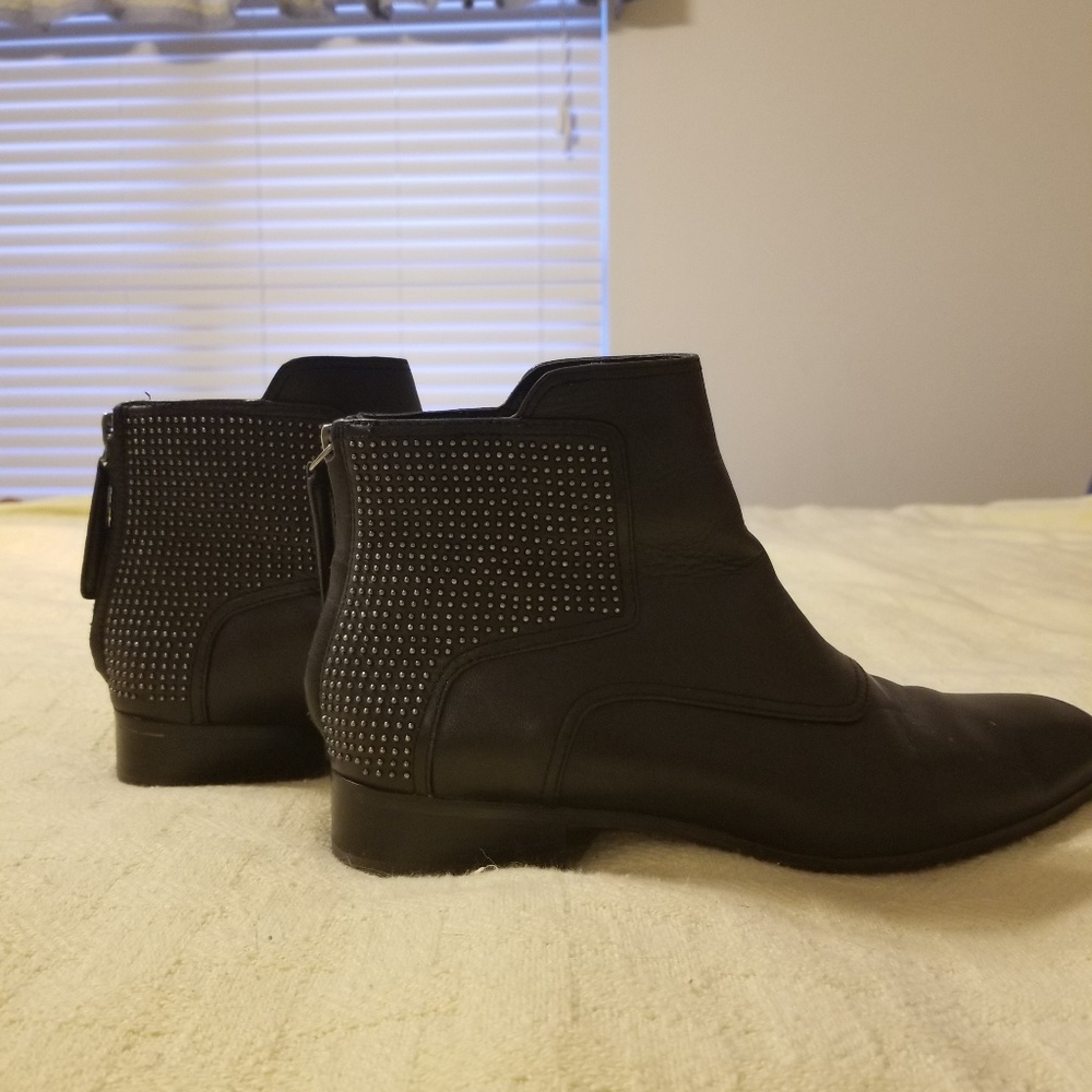 Pour La Victoire  black leather ankle boot